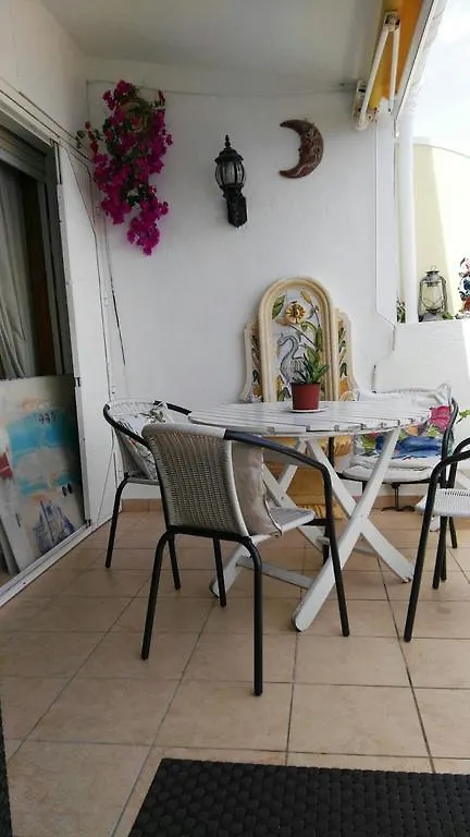 فندق لا هيرادورافي  Chalet Los Romeros
